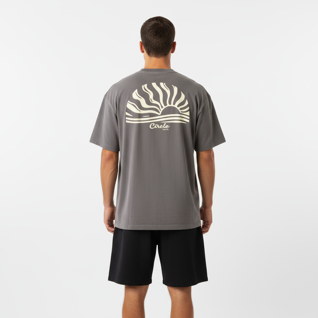 Relaxing cropped tshirt